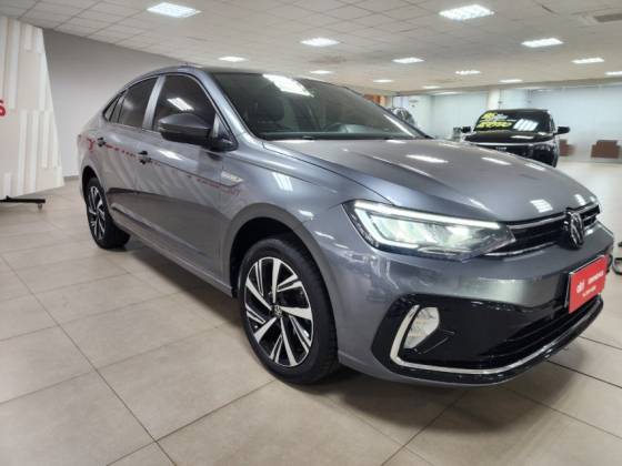 VOLKSWAGEN VIRTUS 1.0 200 TSI HIGHLINE AUTOMÁTICO